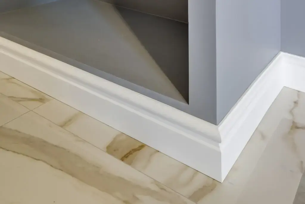 Shoe Molding vs Quarter Round